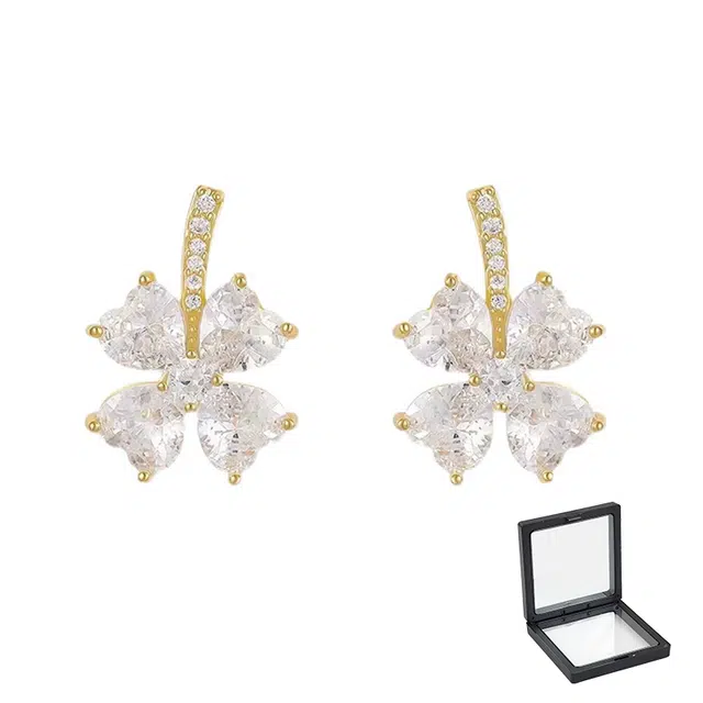 澜耀 幸运四叶草花朵耳饰 新中式小众设计创意百搭 休闲小清新 铜 耳钉 女款