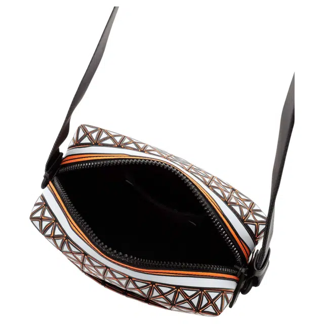 ISSEY MIYAKE Kuro 4