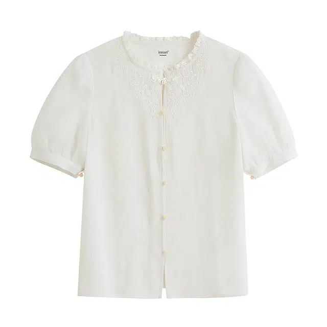 茵曼 法式重工钉珠刺绣花边短袖衬衫 女款 霜白色