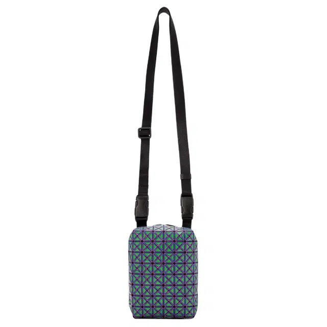ISSEY MIYAKE Kuro 4