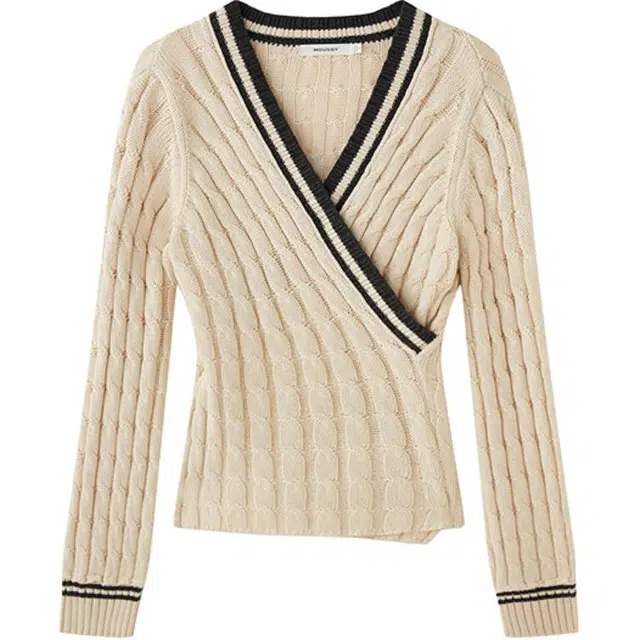 MOUSSY V