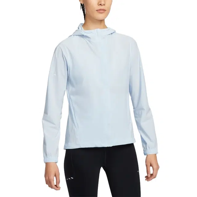 Nike Swift Repel Logo