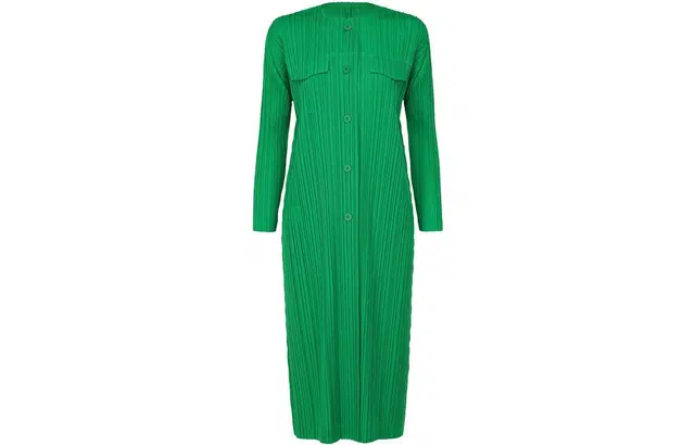 PLEATS PLEASE ISSEY MIYAKE