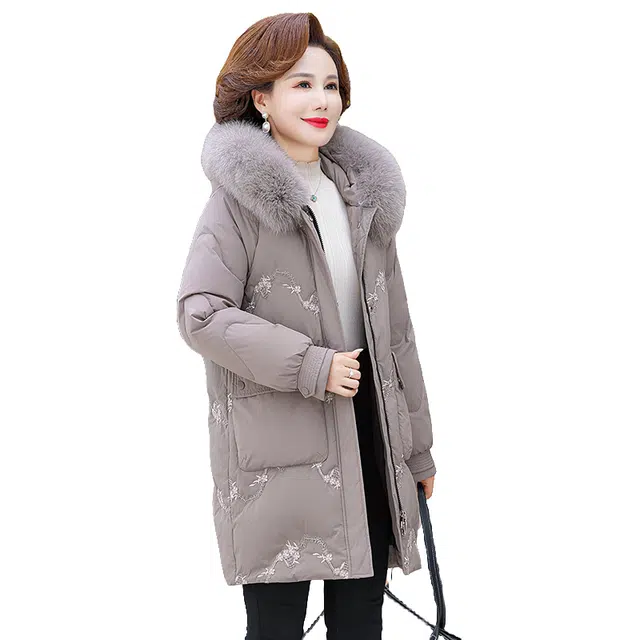 鸭鸭 妈妈装中老年中长款狐狸毛领厚羽绒服 女款