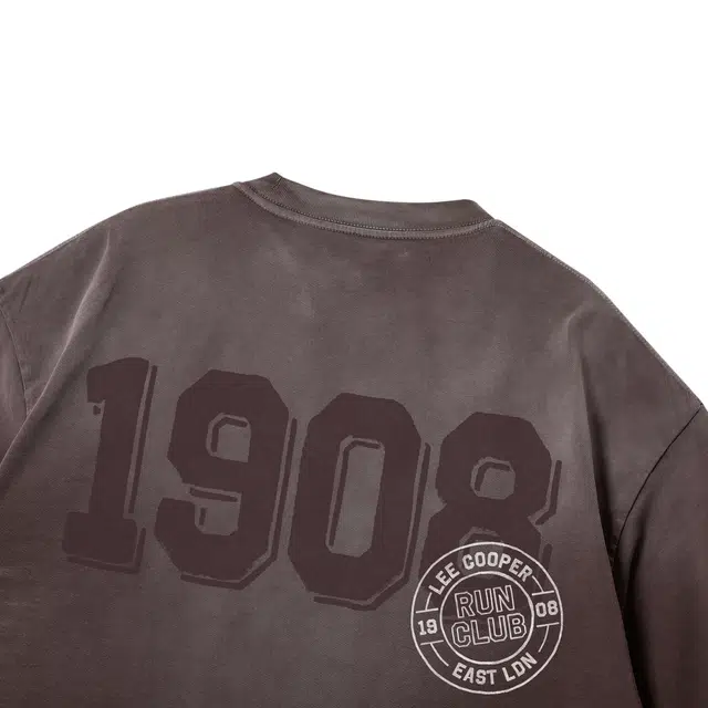 Lee Cooper T