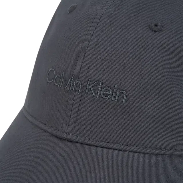 CALVIN KLEIN
