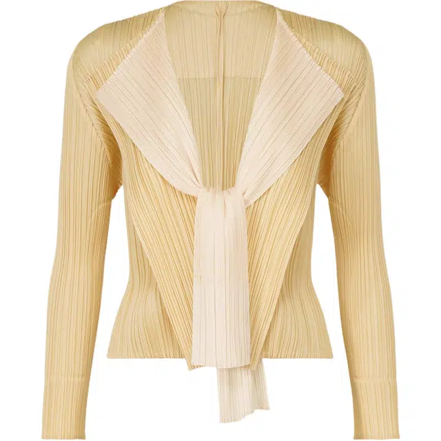PLEATS PLEASE ISSEY MIYAKE