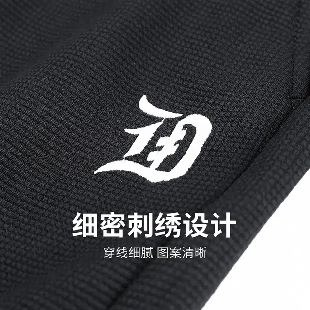 与狼共舞 轻薄透气纯色简约宽松通勤百搭抗皱耐磨五分休闲短裤 男款