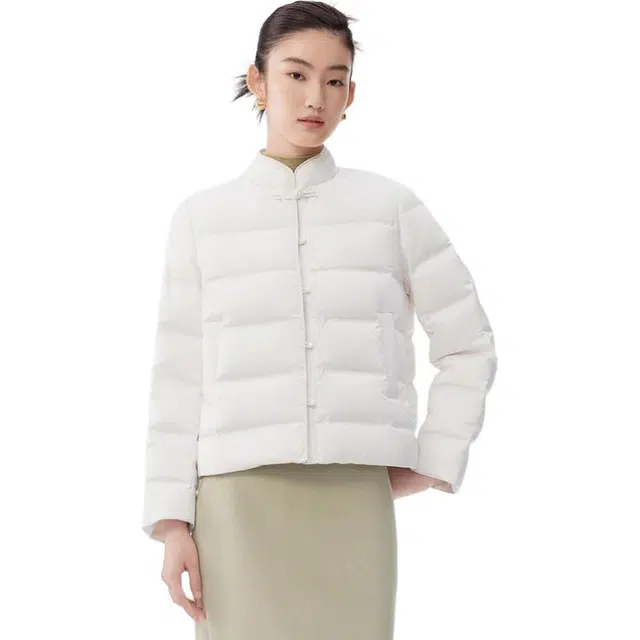波司登 短款轻薄舒适保暖羽绒服 女款