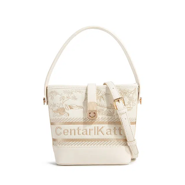 CentarlKatty