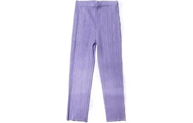 PLEATS PLEASE ISSEY MIYAKE