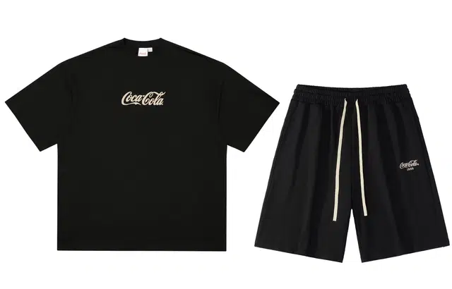 Coca-Cola T