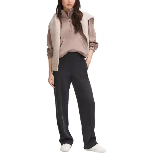 lululemon SoftstremeAsia Fit Pintuck