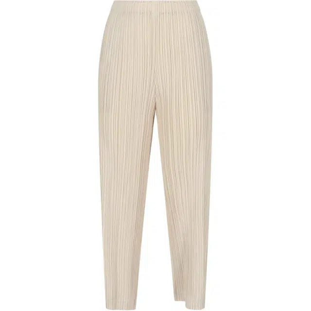 PLEATS PLEASE ISSEY MIYAKE