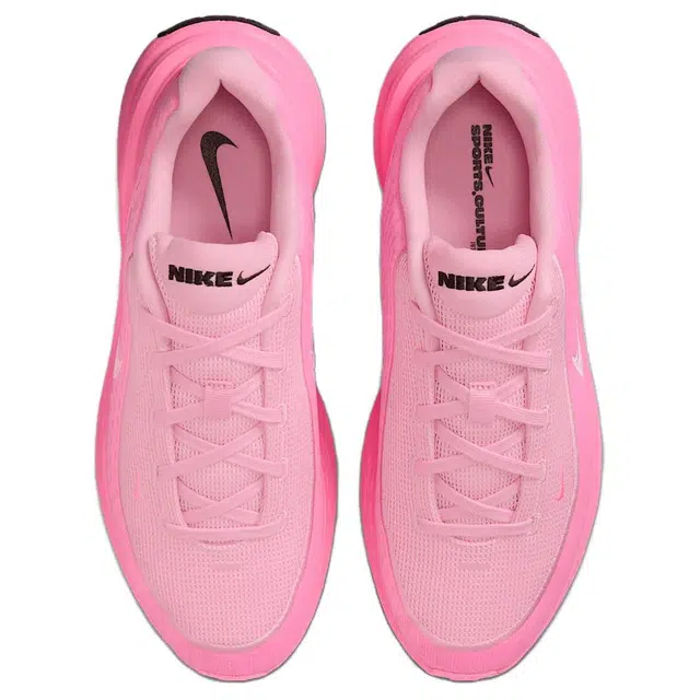 Nike Uplift SC