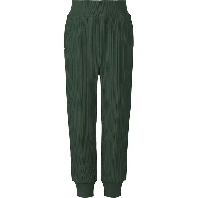 PLEATS PLEASE ISSEY MIYAKE