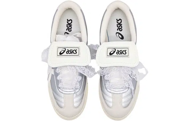 Asics Aaron