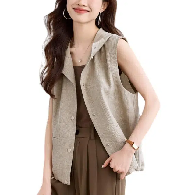 曲韩 连帽无袖叠穿马甲上衣简约休闲坎肩春秋截短外套 女款