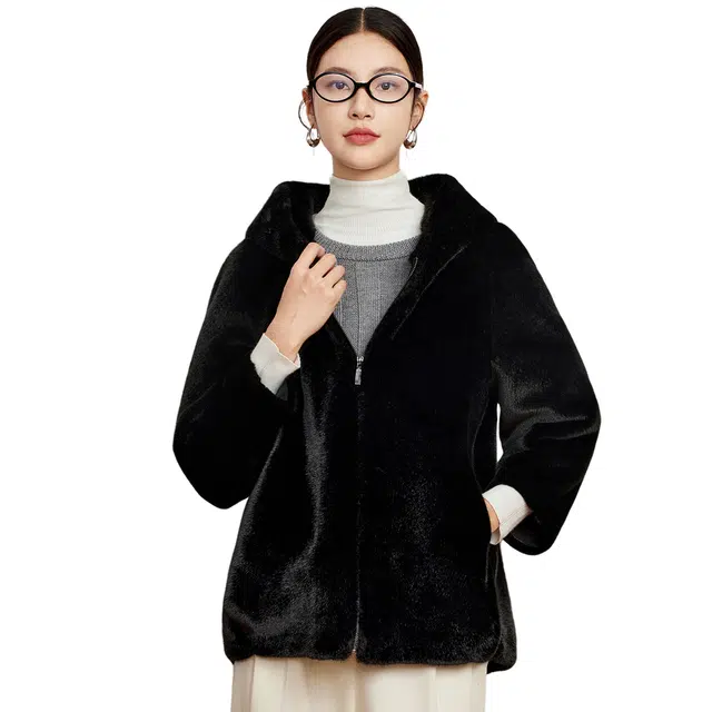 富铤 经典时尚休闲连帽拉链长袖保暖纯色皮草 女款