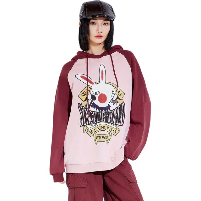 木果果木 春,秋 美式复古插肩袖撞色设计印花连帽卫衣 宽松 女款 粉色