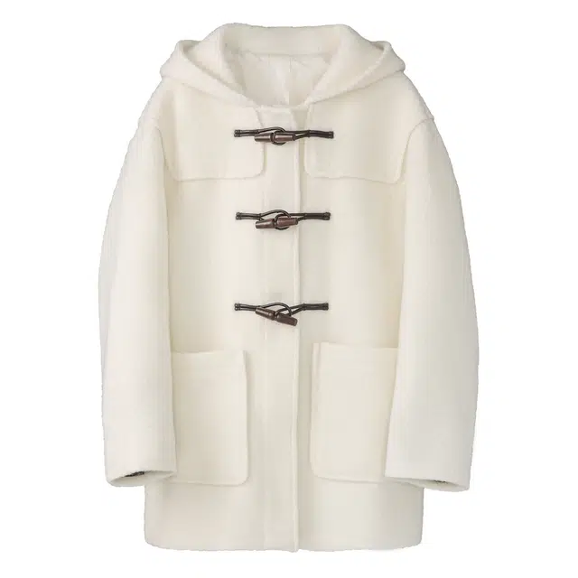 法儿家 小个子韩系学院风拼色长款牛角扣绒感外套 女款 米白色