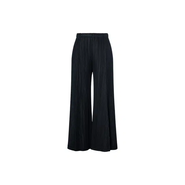 PLEATS PLEASE ISSEY MIYAKE