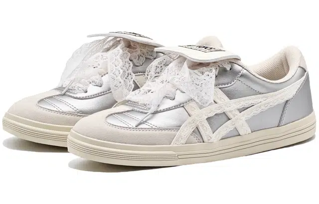 Asics Aaron