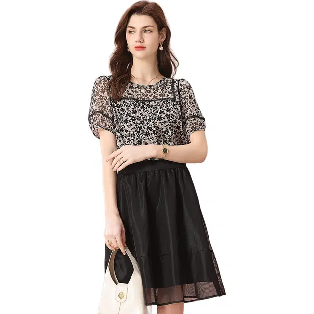 粉红玛琍 网纱拼接假两件碎花短袖连衣裙 女款 黑花