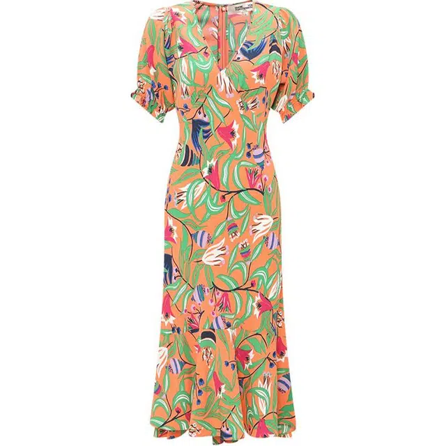 DIANE VON FURSTENBERG V