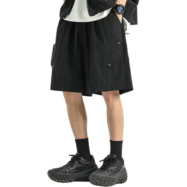 童先森 速干薄款时尚宽松五分裤休闲短裤 男款