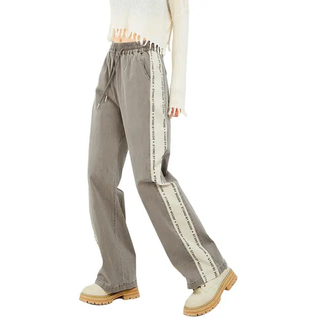 木果果木 春,夏,秋 复古美式时尚字母印花窄版休闲裤 直筒 女款 咖啡色