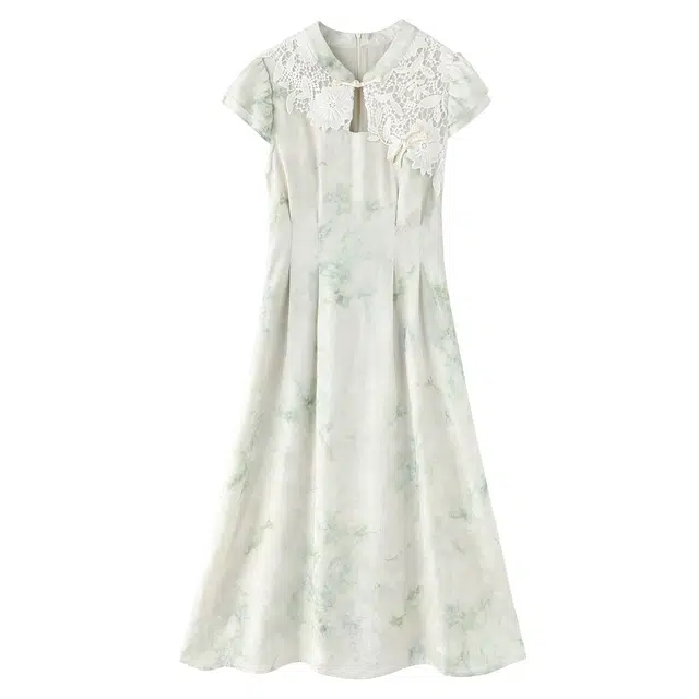 花栗鼠小姐 亭玉佳人 新中式国风改良旗袍领镂空一字小飞袖捏褶收腰显瘦短袖连衣裙 女款