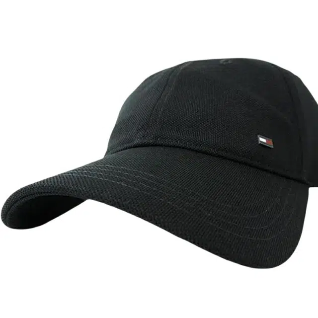 Tommy Hilfiger -