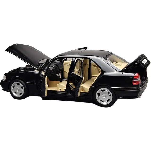 NOREV 118C36 AMG 1993