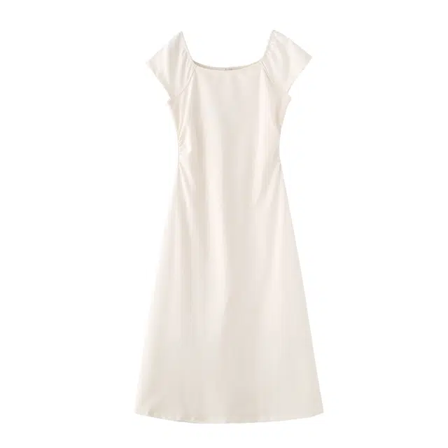 花栗鼠小姐 法式温柔风初恋高级感方领修身抽褶掐腰垂坠感包臀鱼尾短袖连衣裙 女款 米杏色