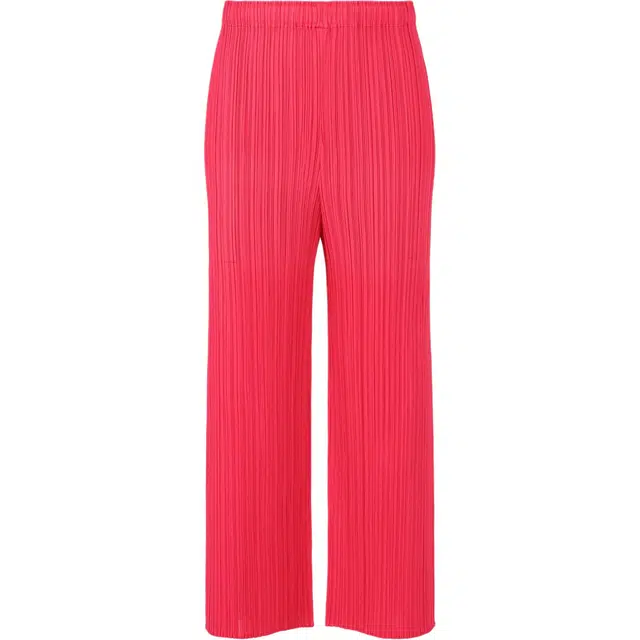 PLEATS PLEASE ISSEY MIYAKE