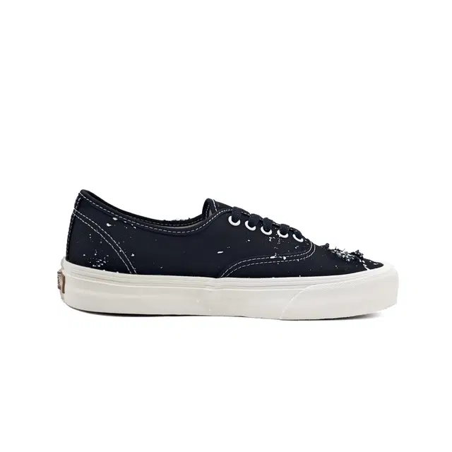 Vans Authentic VR3
