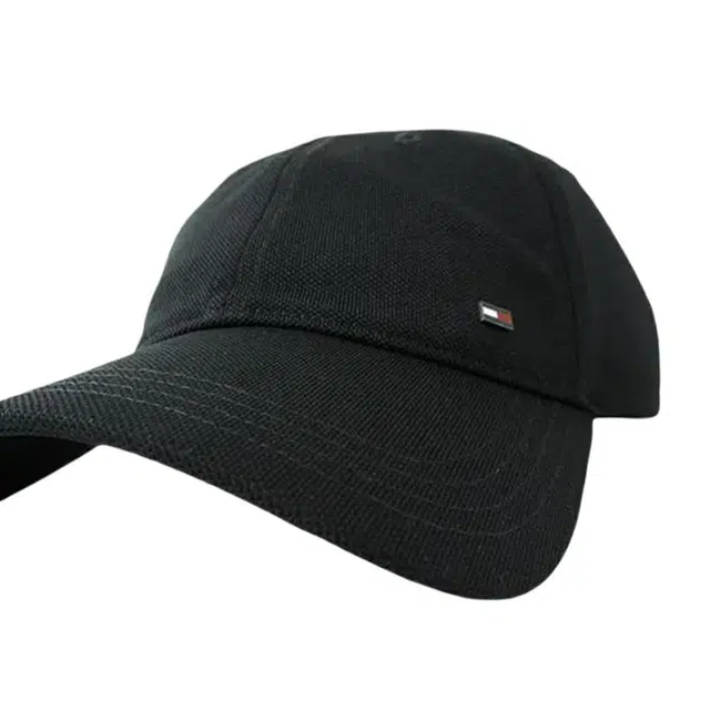 Tommy Hilfiger -