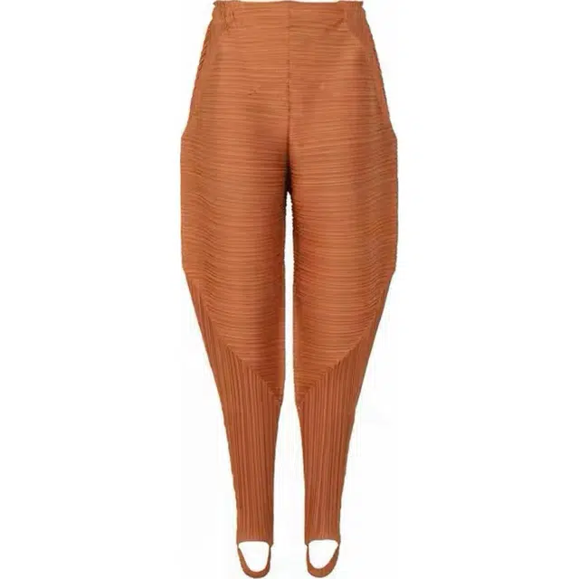PLEATS PLEASE ISSEY MIYAKE