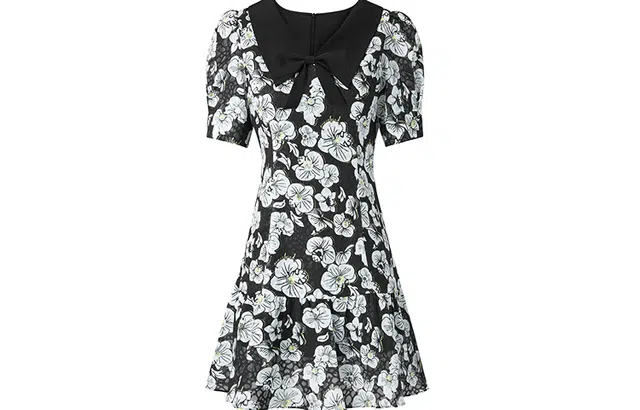 太平鸟 翻领碎花连衣裙 女款 黑色纹样