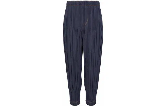 PLEATS PLEASE ISSEY MIYAKE