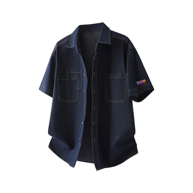 巴塞罗那足球俱乐部 美式宽松简约复古垂感翻领休闲高街校园风日常通勤穿搭经典牛仔短袖衬衫 男女同款