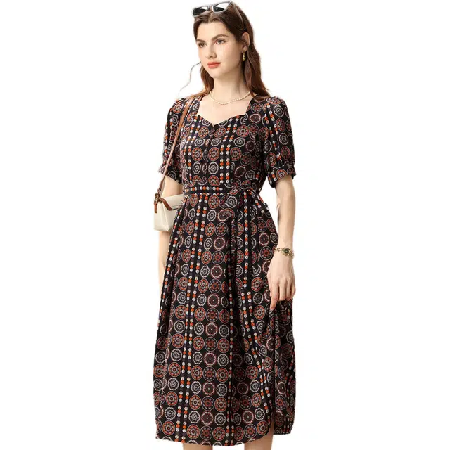 粉红玛琍 复古显瘦方领短袖连衣裙 女款 橘红