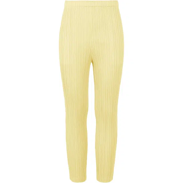 PLEATS PLEASE ISSEY MIYAKE