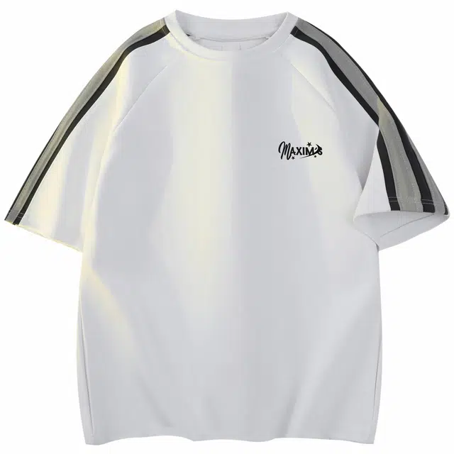 maxim's de paris logoT