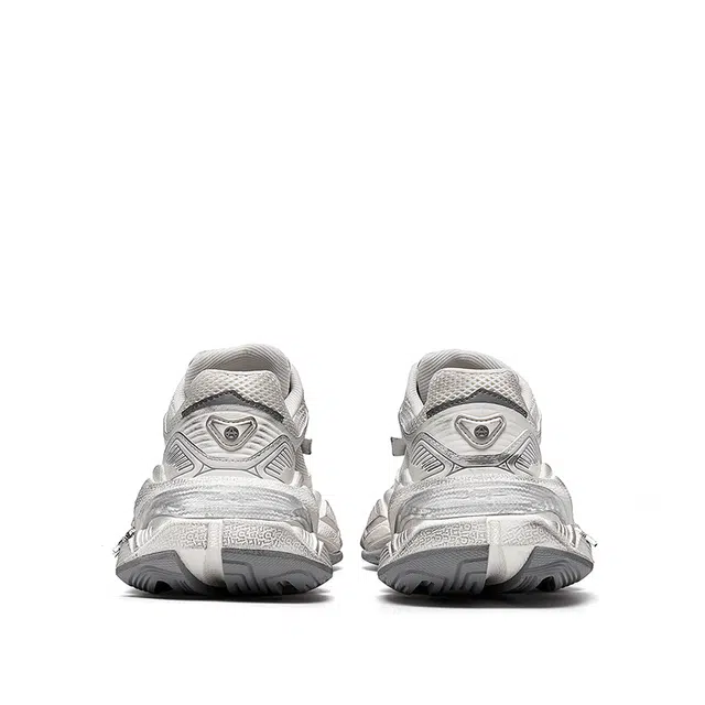 Acupuncture Retro Classic Low Sneakers