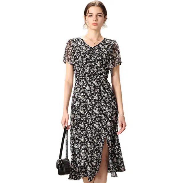 粉红玛琍 蕾丝拼接短袖连衣裙 修身 女款 黑色