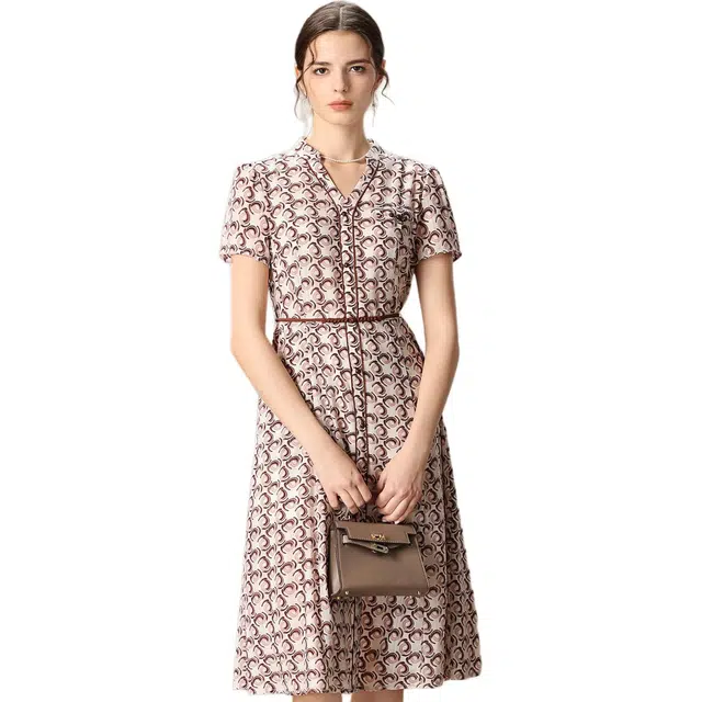 粉红玛琍 通勤百搭收腰短袖连衣裙 女款 粉色