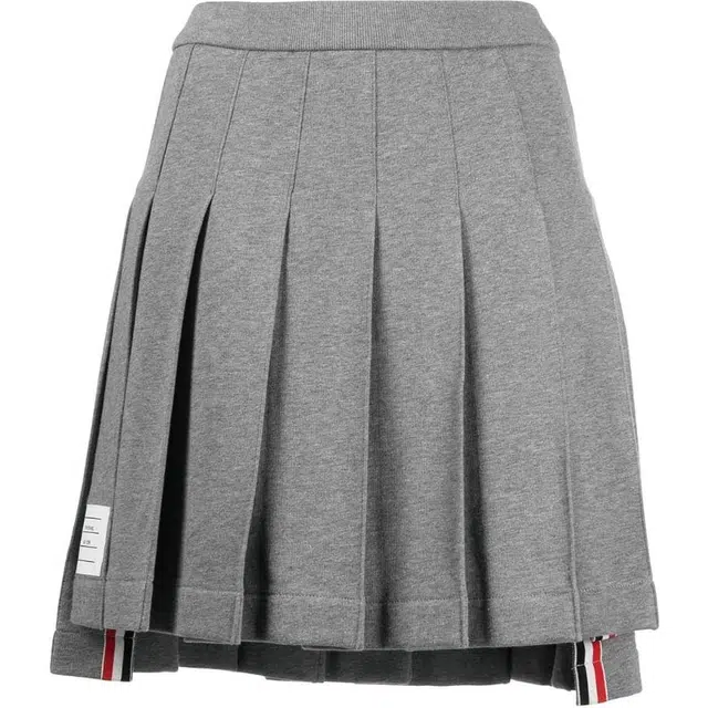 THOM BROWNE Logo