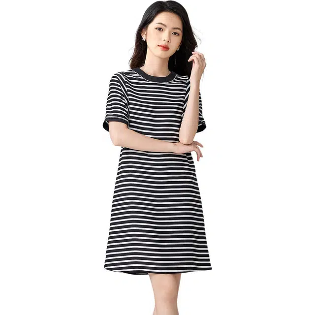 爱依莲 条纹百搭简约短袖连衣裙 女款